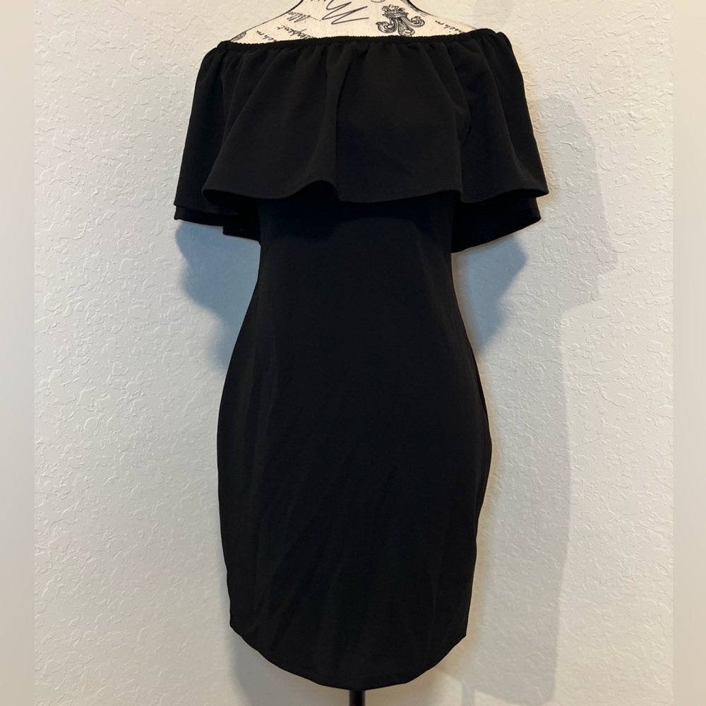 Chic Off-Shoulder Black Mini Dress Size Medium Made in USA